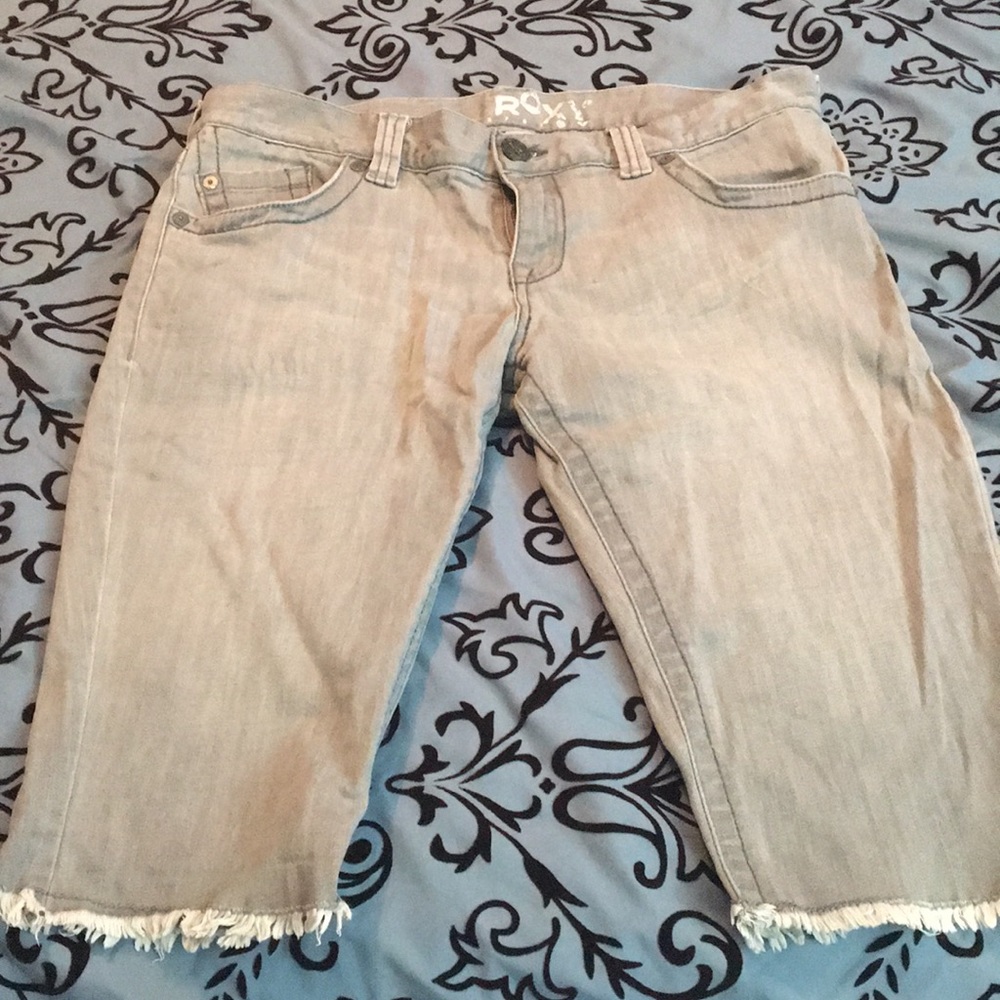 Roxy Gray Jean Capri Shorts